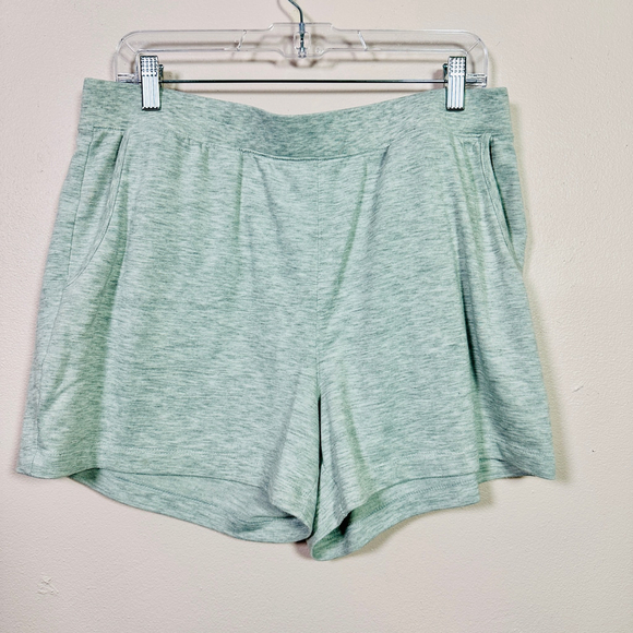 Banana Republic Pants - BANANA REPUBLIC Gray Athleisure Shorts, Size‎ Large
